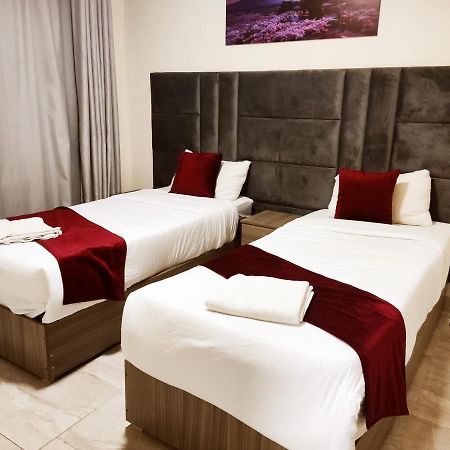 Golden Plaza Hotel Amman Eksteriør billede