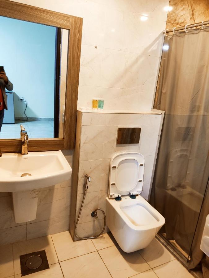Golden Plaza Hotel Amman Eksteriør billede